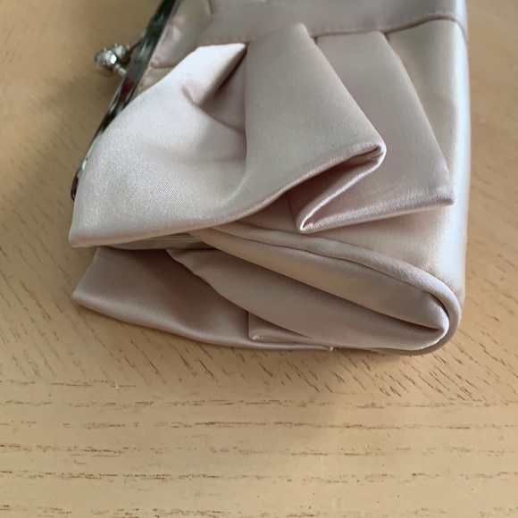 Lulu Townsend Satin Clutch - Picture 5 of 10